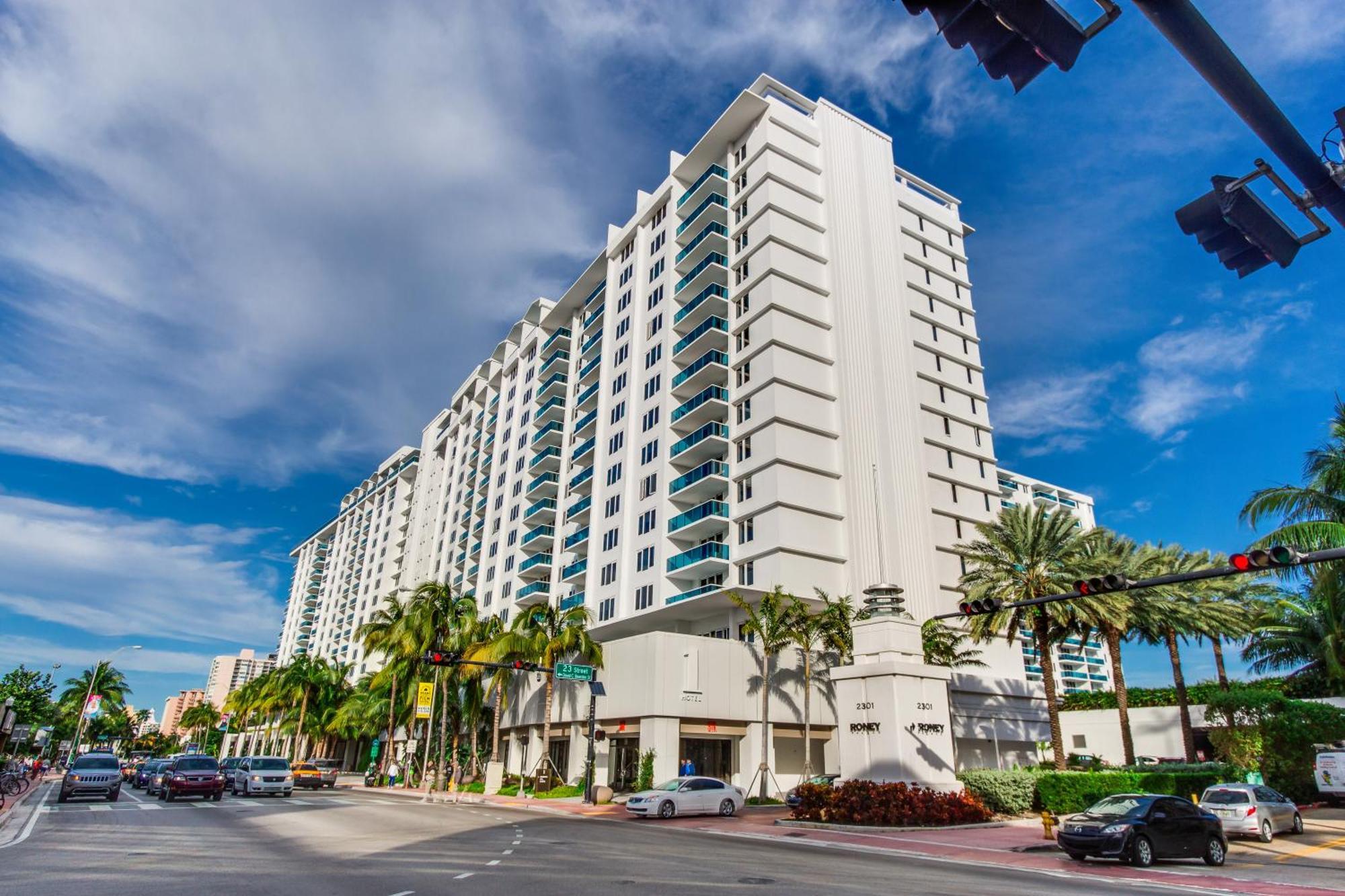 1 Hotel & Homes Miami Beach Oceanfront Residence Suites By Joe Semary Exterior photo
